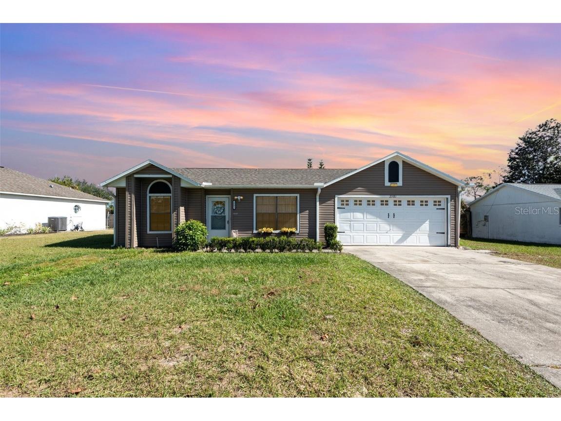 2581 Albury Avenue Deltona FL 32738 V4945844 image1