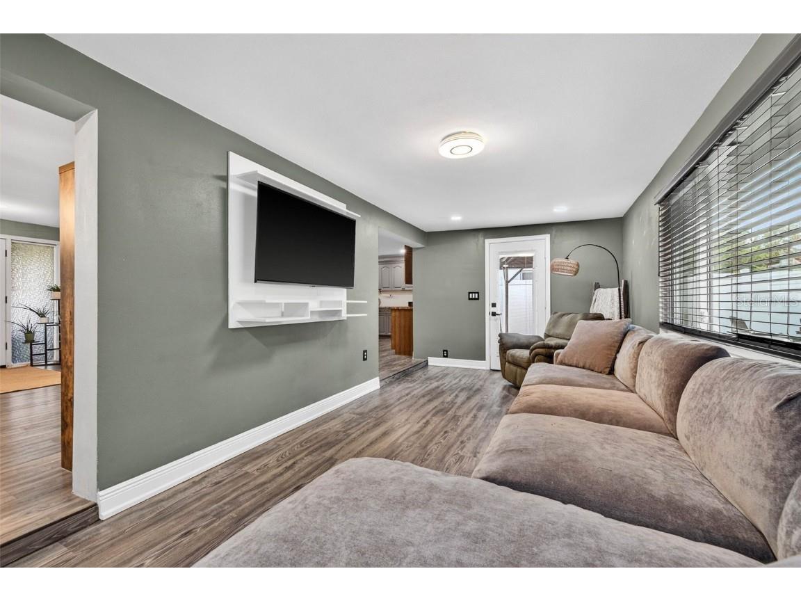 2581 Bramblewood Drive W Clearwater FL 33763 TB8452367 image8