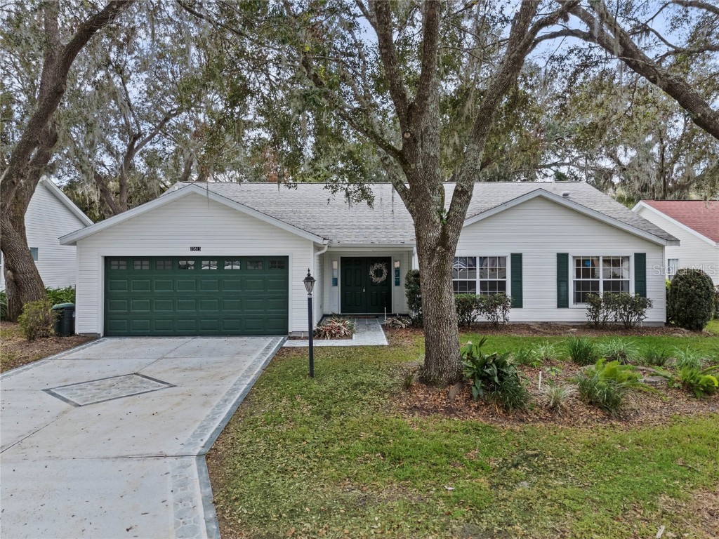 25813 Glen Eagle Dr Leesburg FL 34748 G5089227 image1