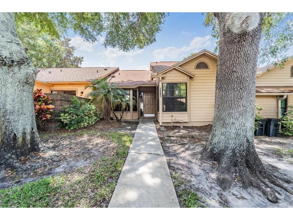 2582 Bentley Drive Palm Harbor FL 34684 U8239951 image1