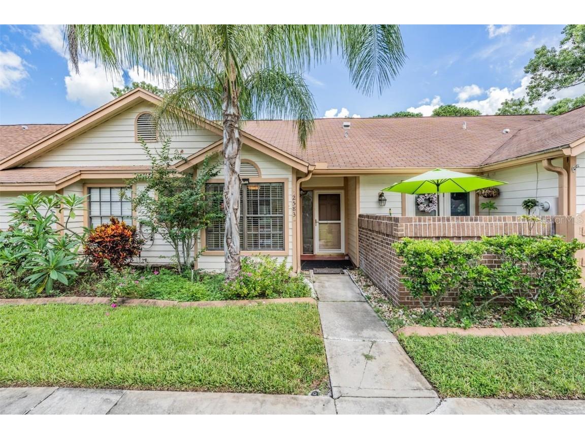 2583 Bentley Drive Palm Harbor FL 34684 T3553362 image1