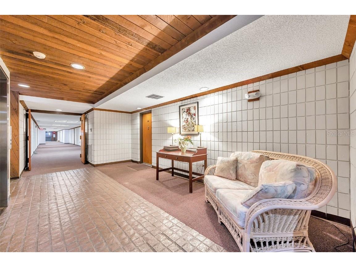 2583 Countryside Boulevard #3207 Clearwater FL 33761 U8220909 image1