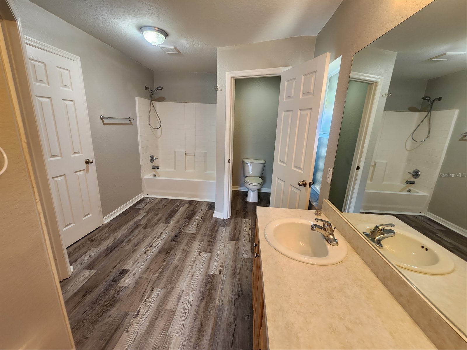 2583 Wilburn Terrace North Port FL 34288 A4693695 image27