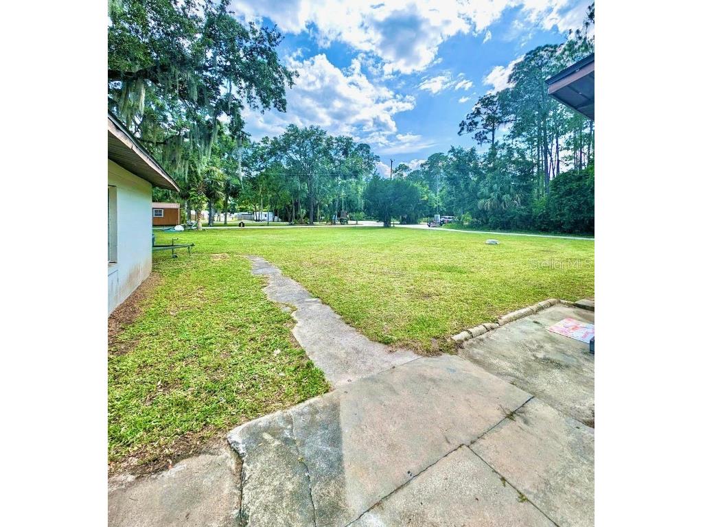 25833 Mcpherson Lane Astor FL 32102 - ST JOHNS RIVER U8242873 image1