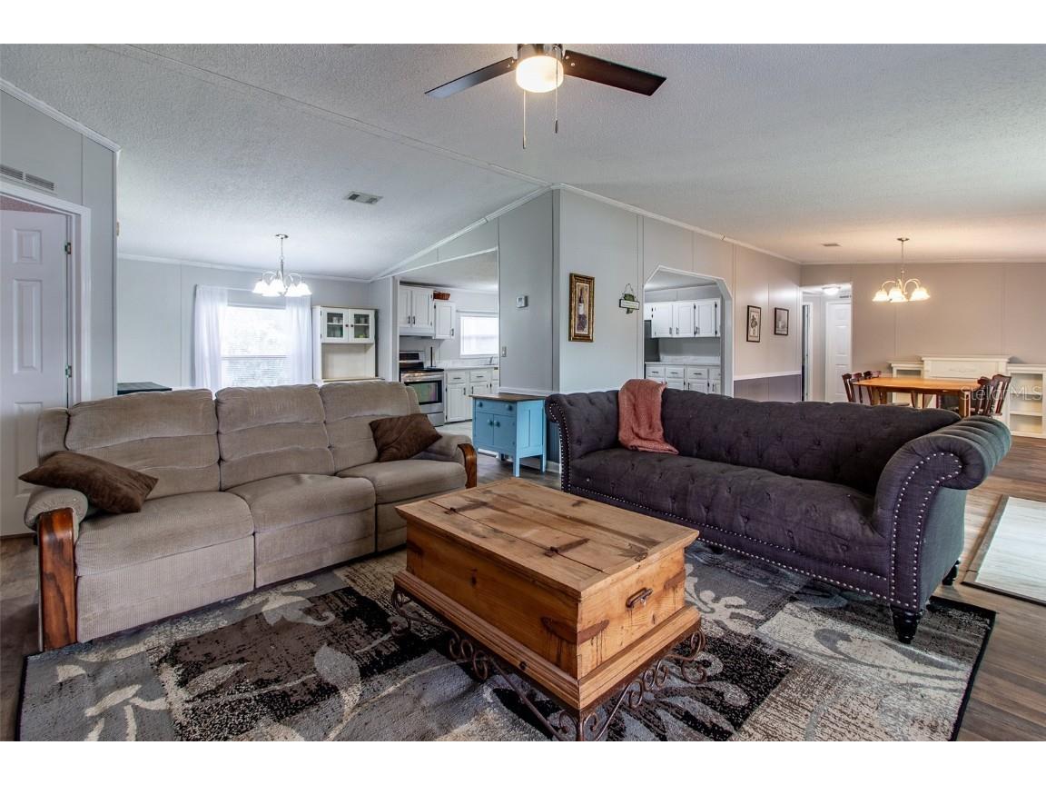 25836 Manhattan Lane Astor FL 32102 - ST JOHNS RIVER CANAL OM704111 image13