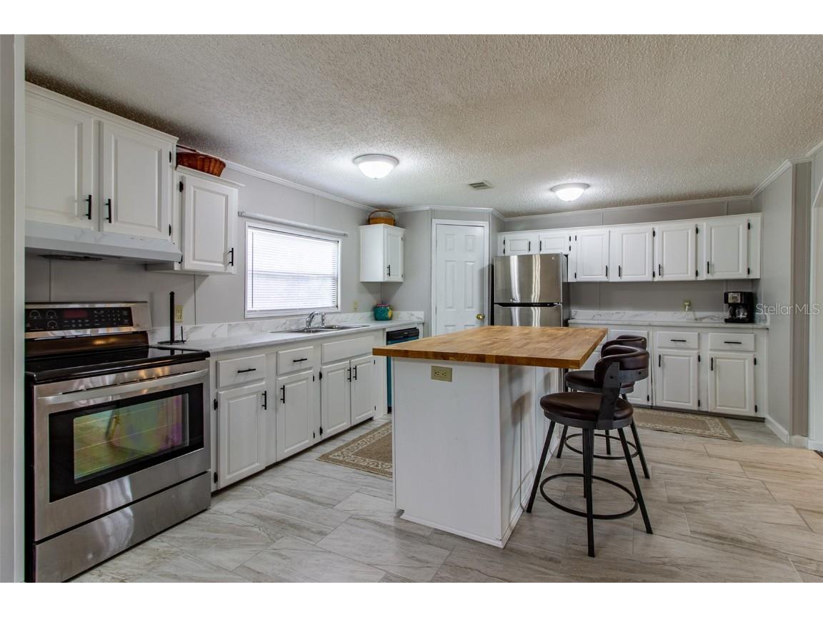 25836 Manhattan Lane Astor FL 32102 - ST JOHNS RIVER CANAL OM704111 image18