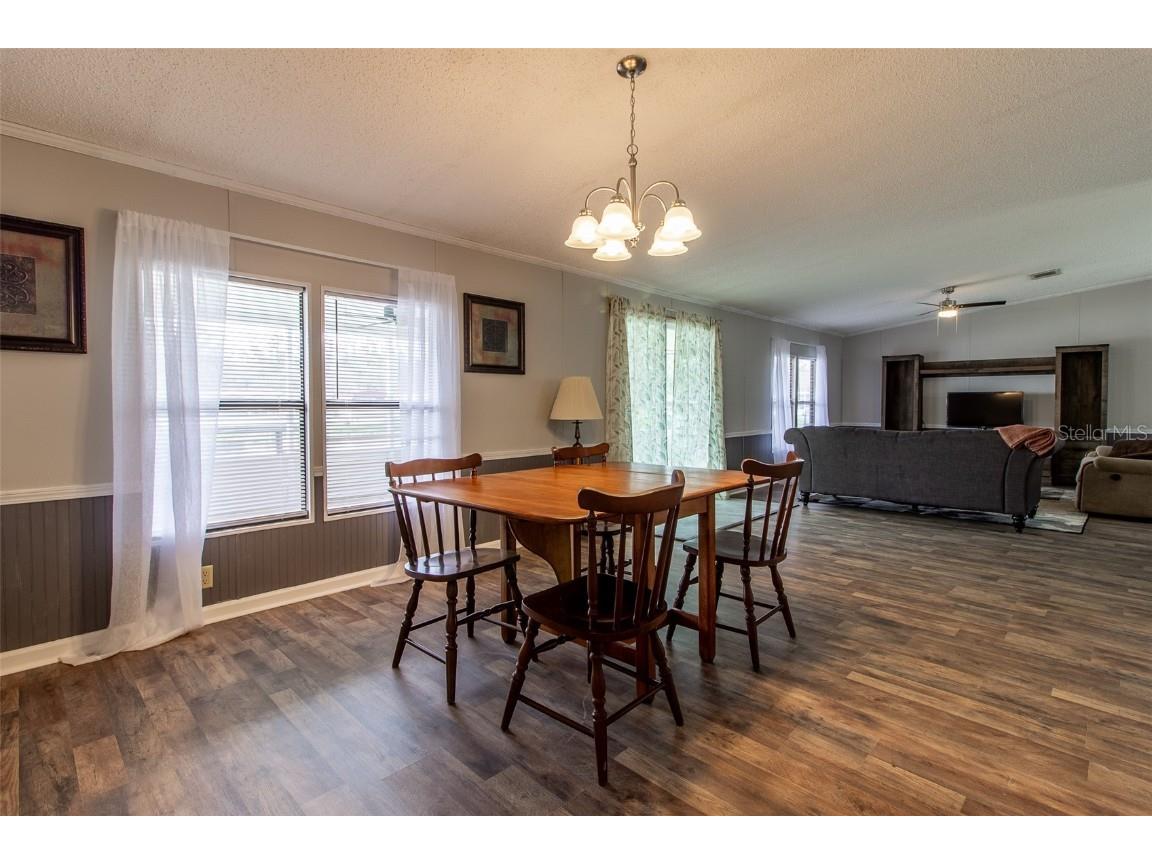 25836 Manhattan Lane Astor FL 32102 - ST JOHNS RIVER CANAL OM704111 image7