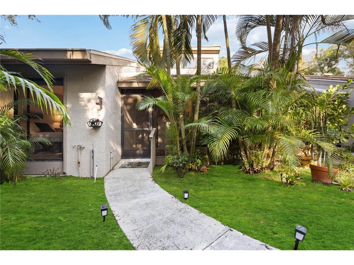 2584 Arboretum Circle #20 Sarasota FL 34232 A4671220 image1