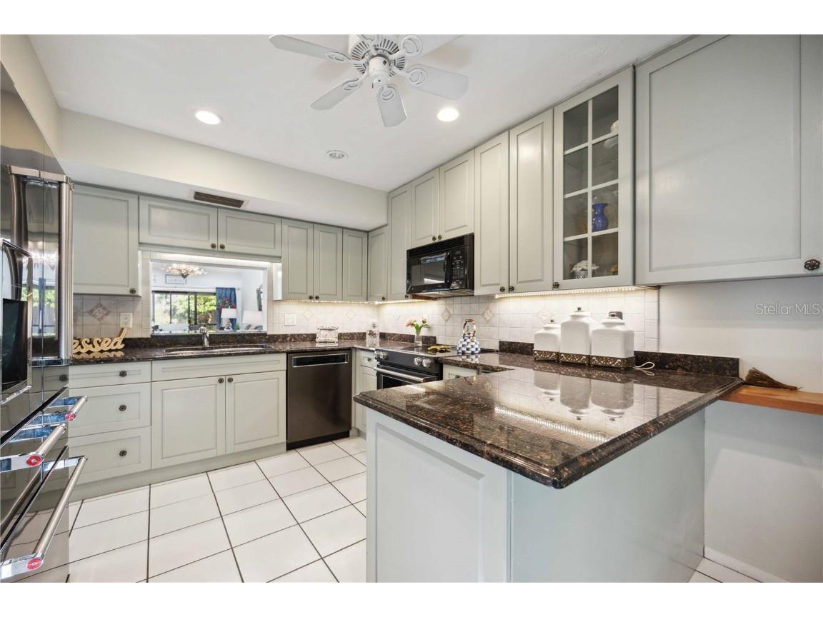 2584 Arboretum Circle #20 Sarasota FL 34232 A4671220 image11