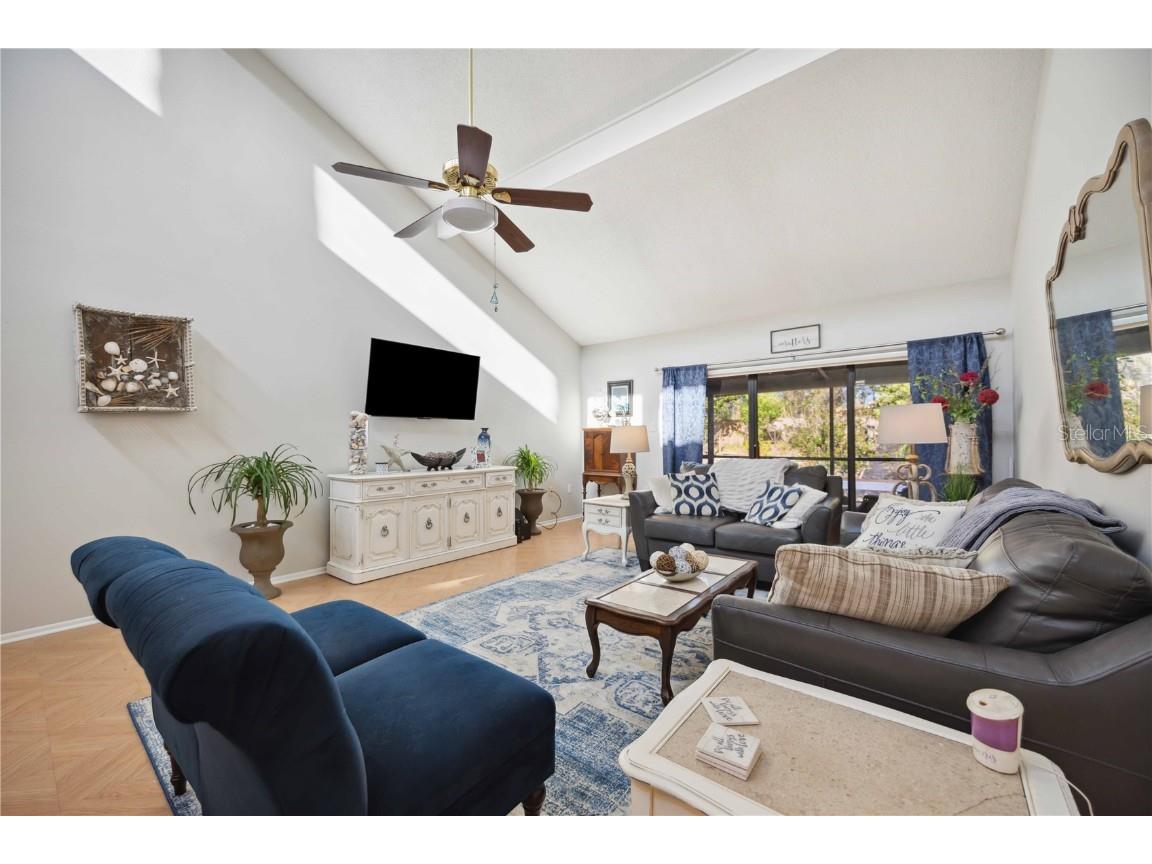 2584 Arboretum Circle #20 Sarasota FL 34232 A4671220 image15