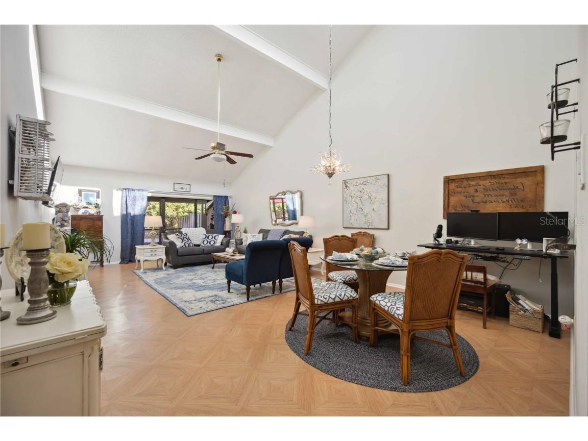 2584 Arboretum Circle #20 Sarasota FL 34232 A4671220 image19