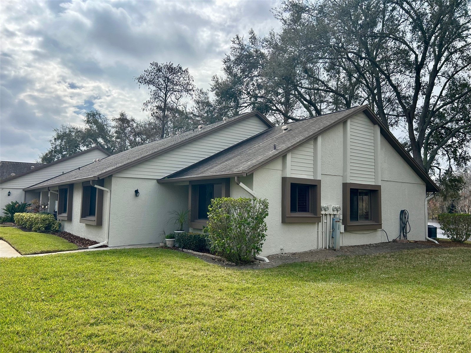 2584 Laurelwood Drive #15C Clearwater FL 33763 TB8473498 image1