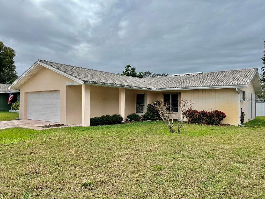 2585 Bramblewood Drive W Clearwater FL 33763 W7851559 image1