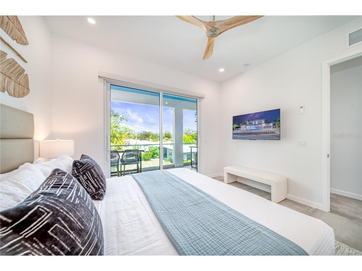 2585 Clematis Street Sarasota FL 34239 A4623869 image23