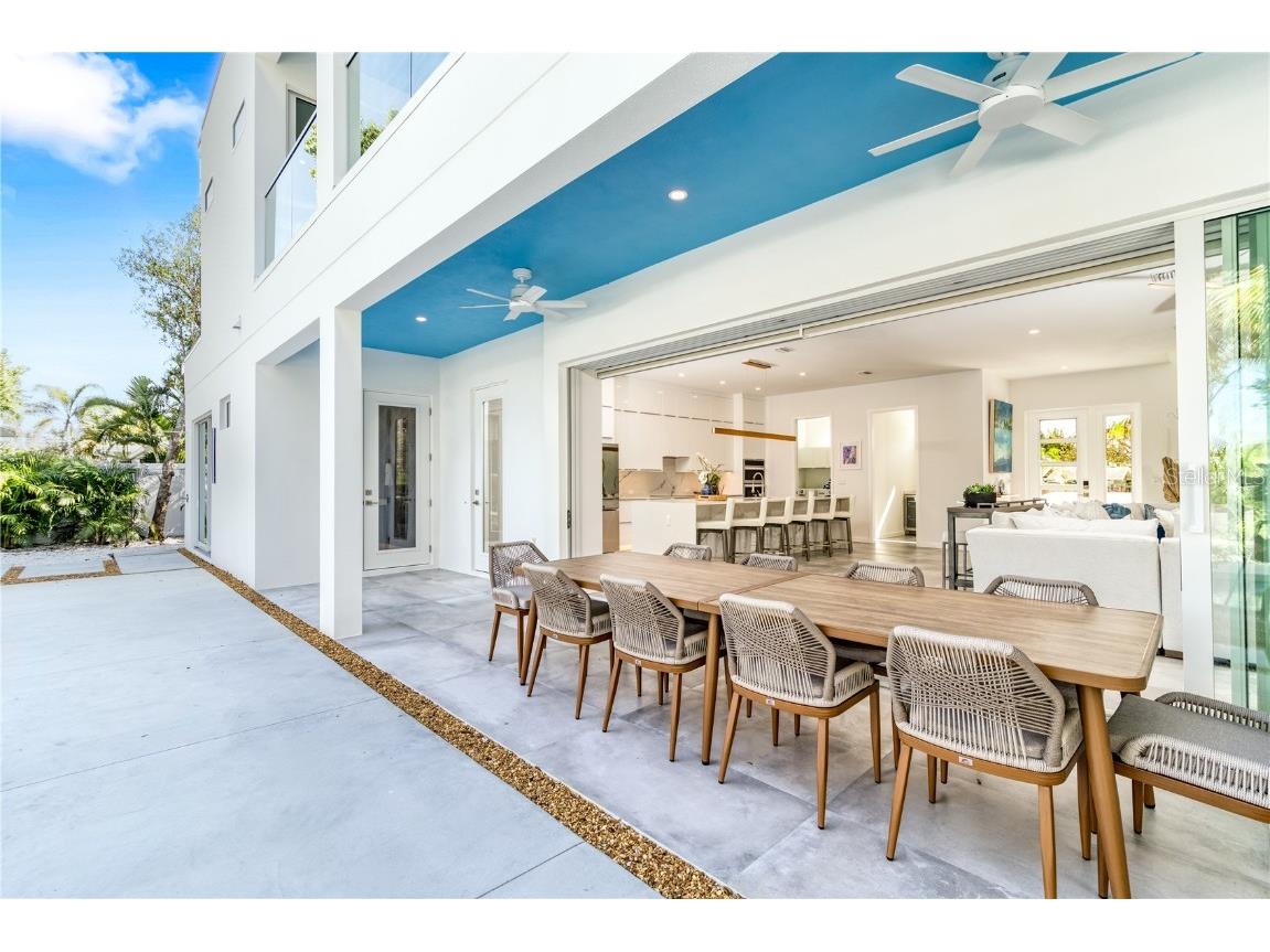 2585 Clematis Street Sarasota FL 34239 A4623869 image36