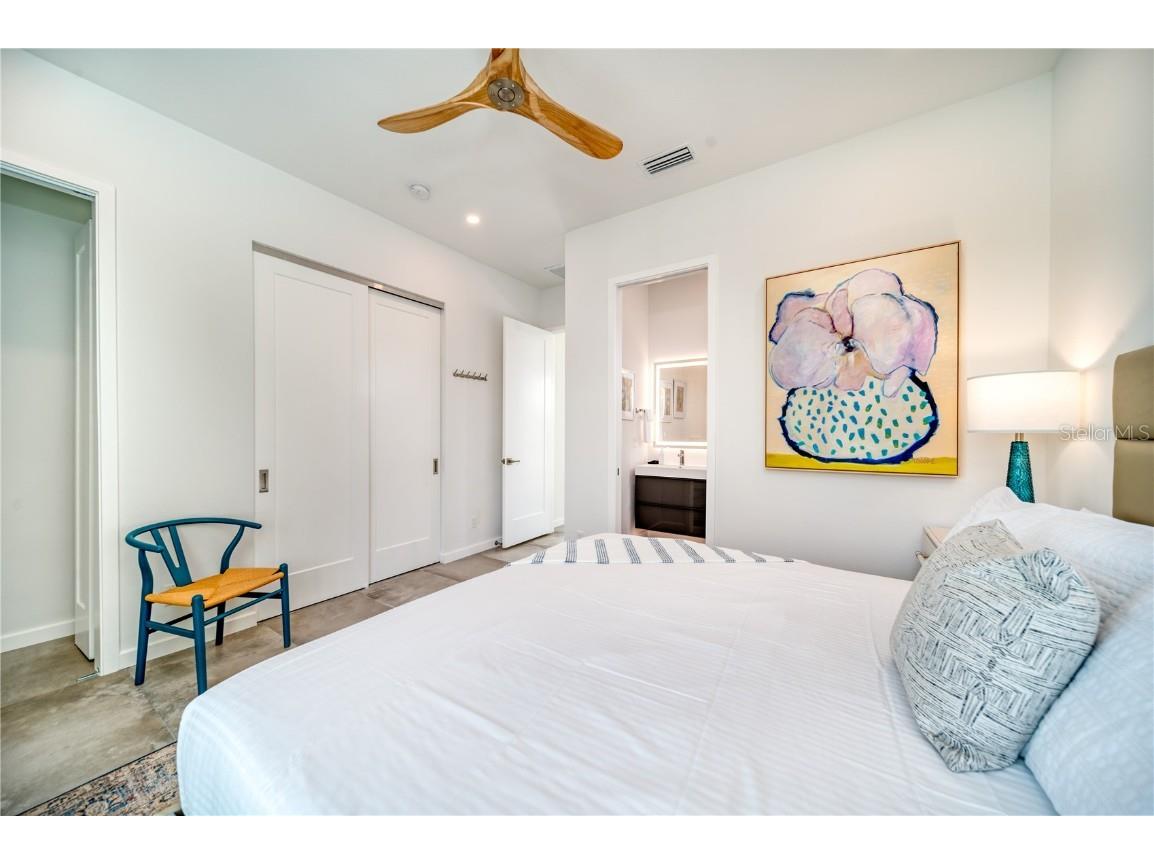 2585 Clematis Street Sarasota FL 34239 A4668866 image43