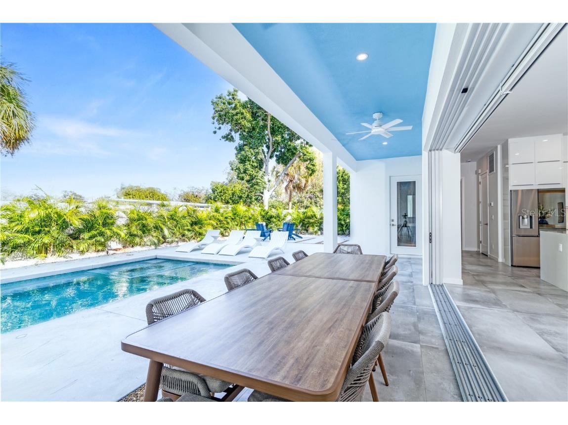 2585 Clematis Street Sarasota FL 34239 A4668866 image58