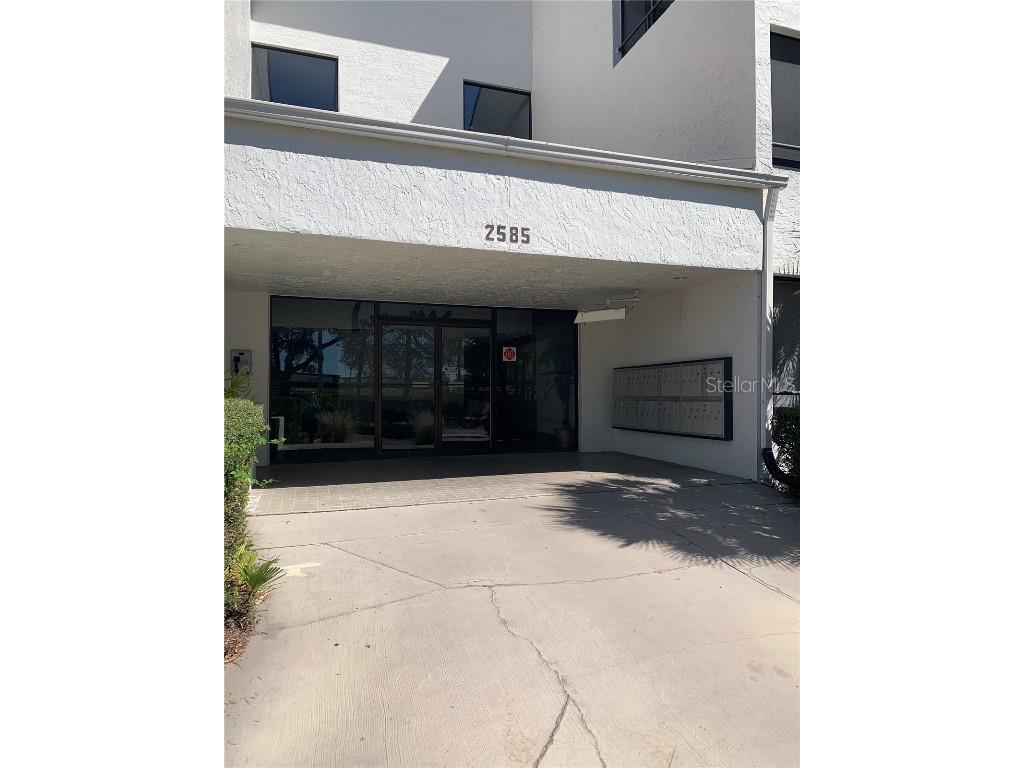 2585 Countryside Boulevard #4-313 Clearwater FL 33761 U8207356 image1