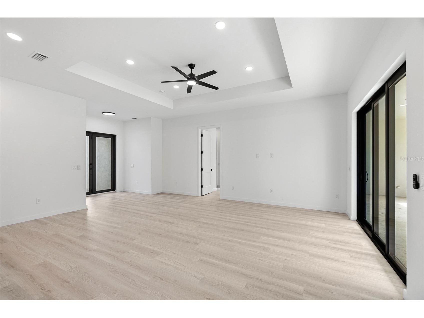 2585 Crane Avenue North Port FL 34286 TB8481344 image10