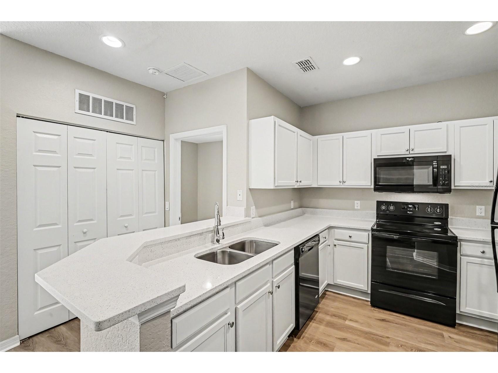 2586 Grand Central Parkway #9 Orlando FL 32839 TB8513269 image9
