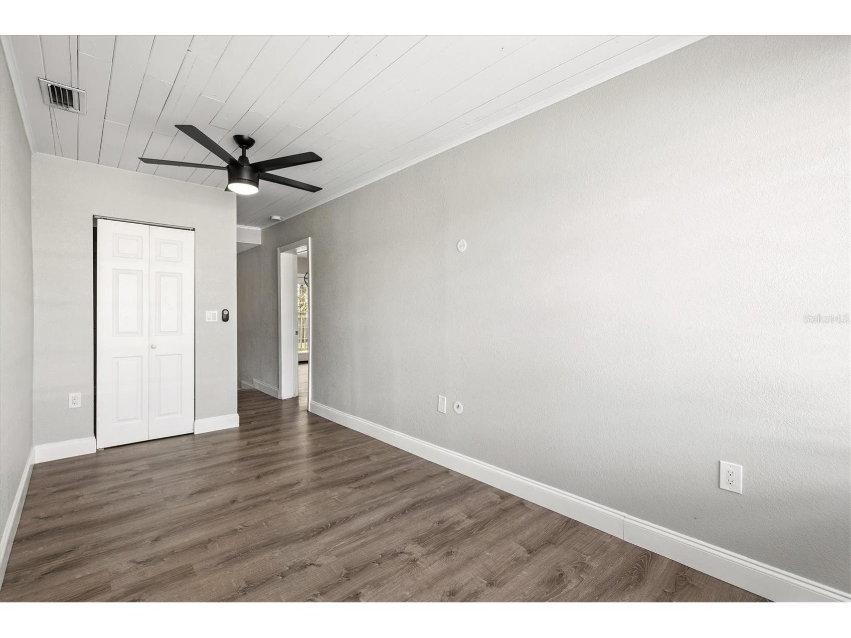 2586 Tami Sola Street Sarasota FL 34237 A4679191 image14