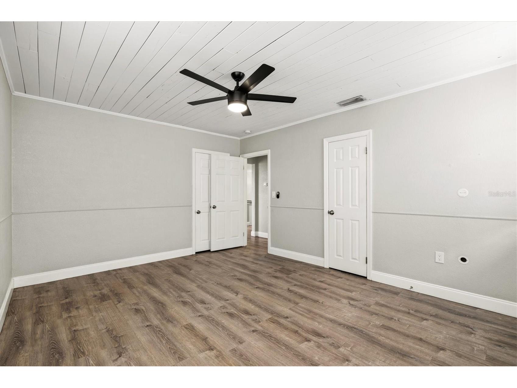 2586 Tami Sola Street Sarasota FL 34237 A4679191 image21