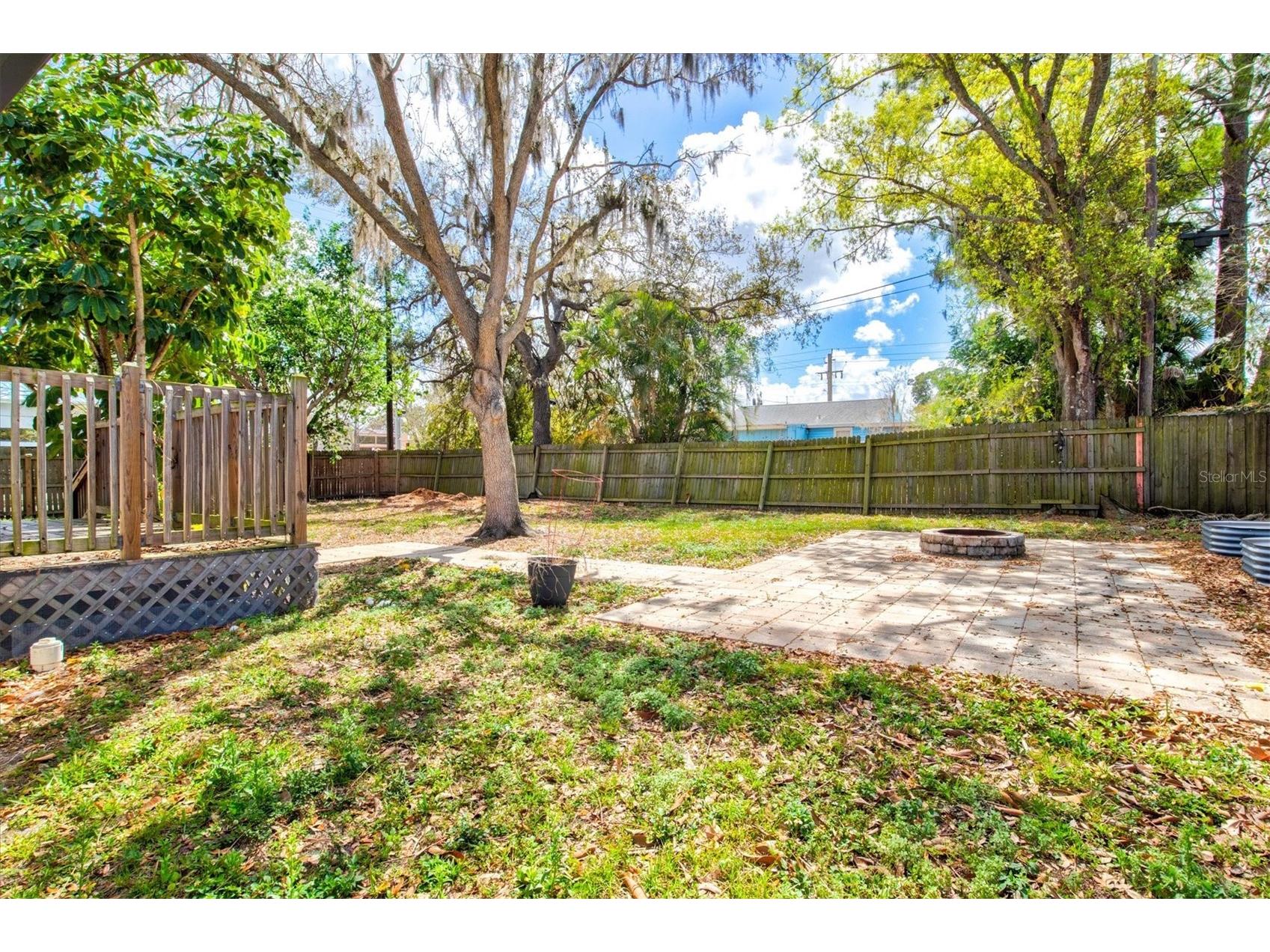 2586 Tami Sola Street Sarasota FL 34237 A4679191 image29