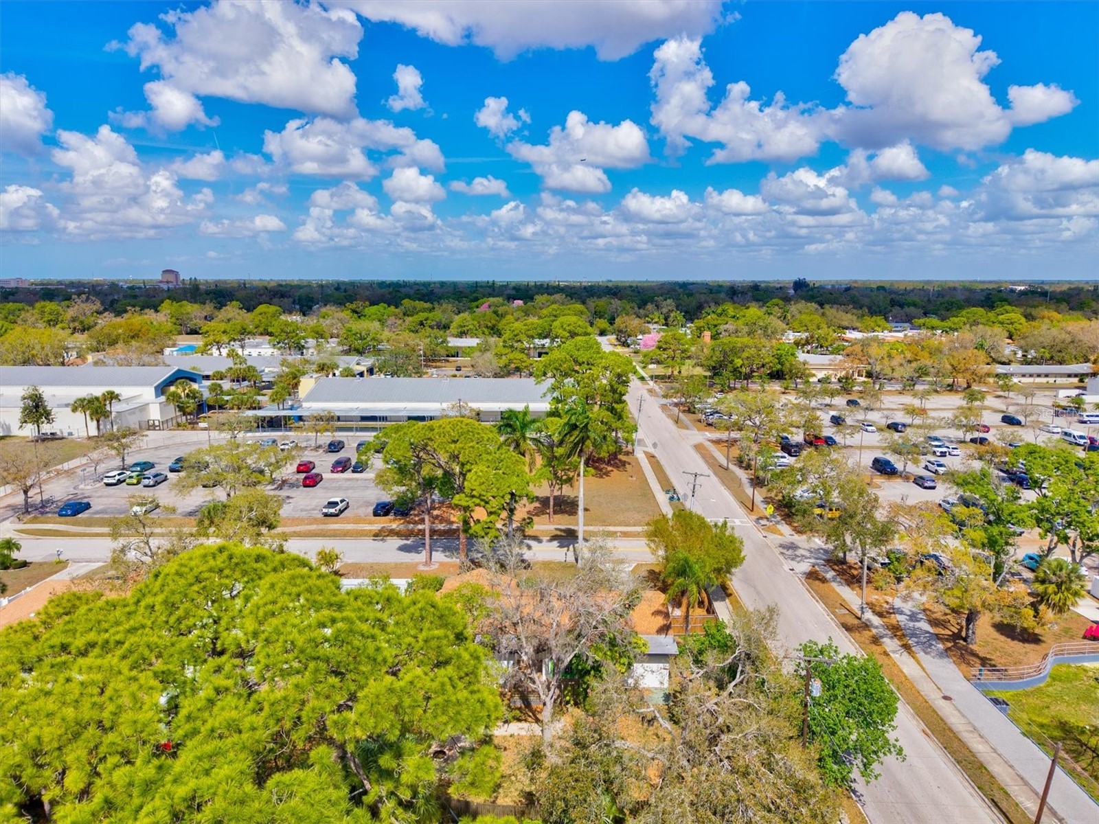 2586 Tami Sola Street Sarasota FL 34237 A4679191 image36