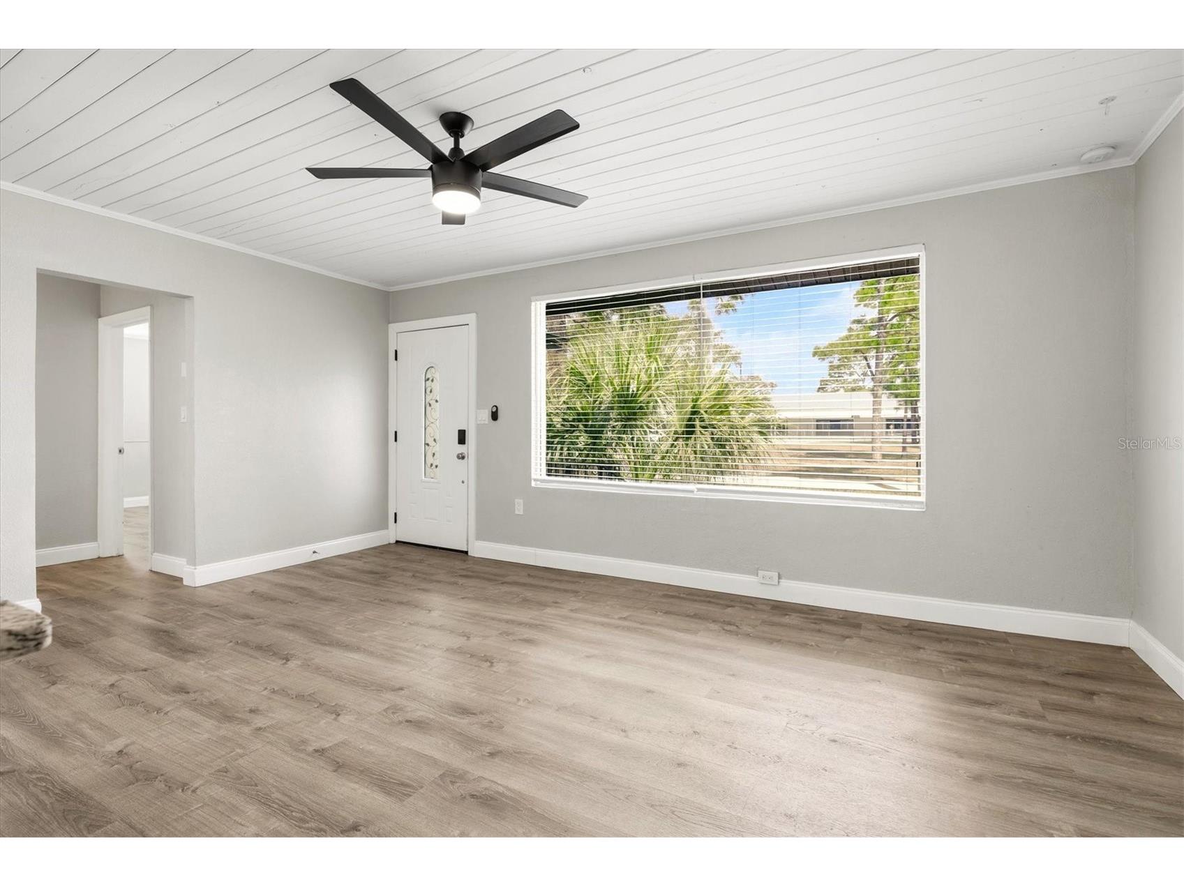 2586 Tami Sola Street Sarasota FL 34237 A4679191 image5