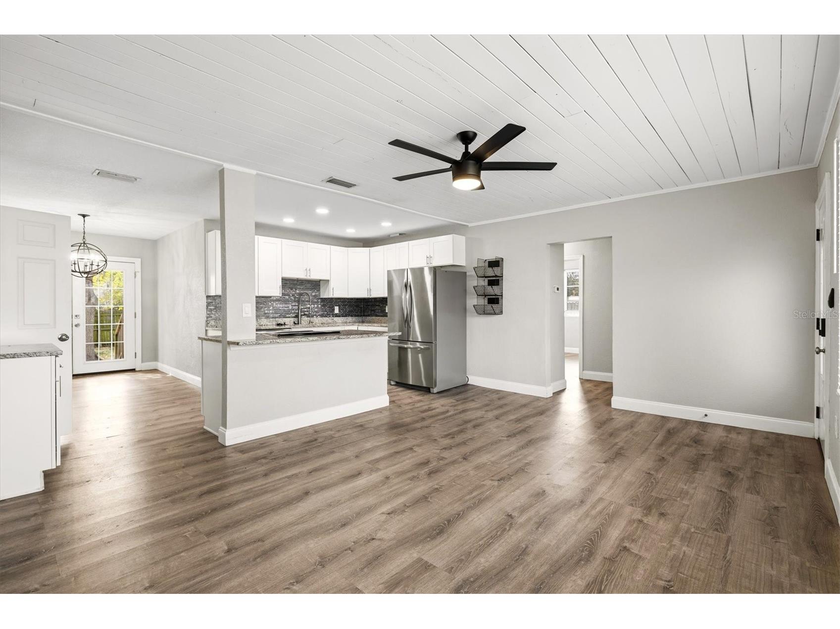 2586 Tami Sola Street Sarasota FL 34237 A4679191 image7