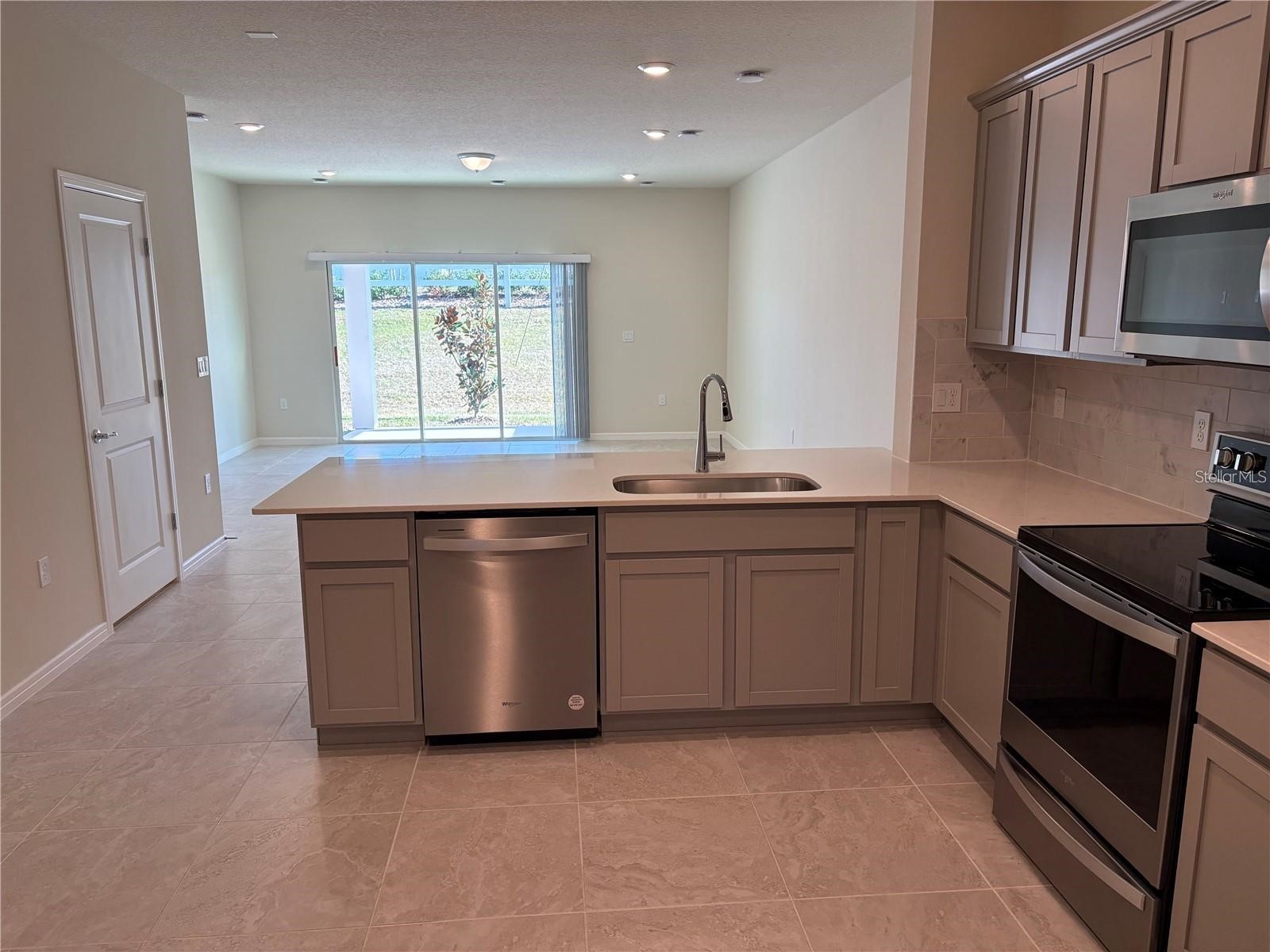 2586 Winsome Way Davenport FL 33896 O6382881 image8