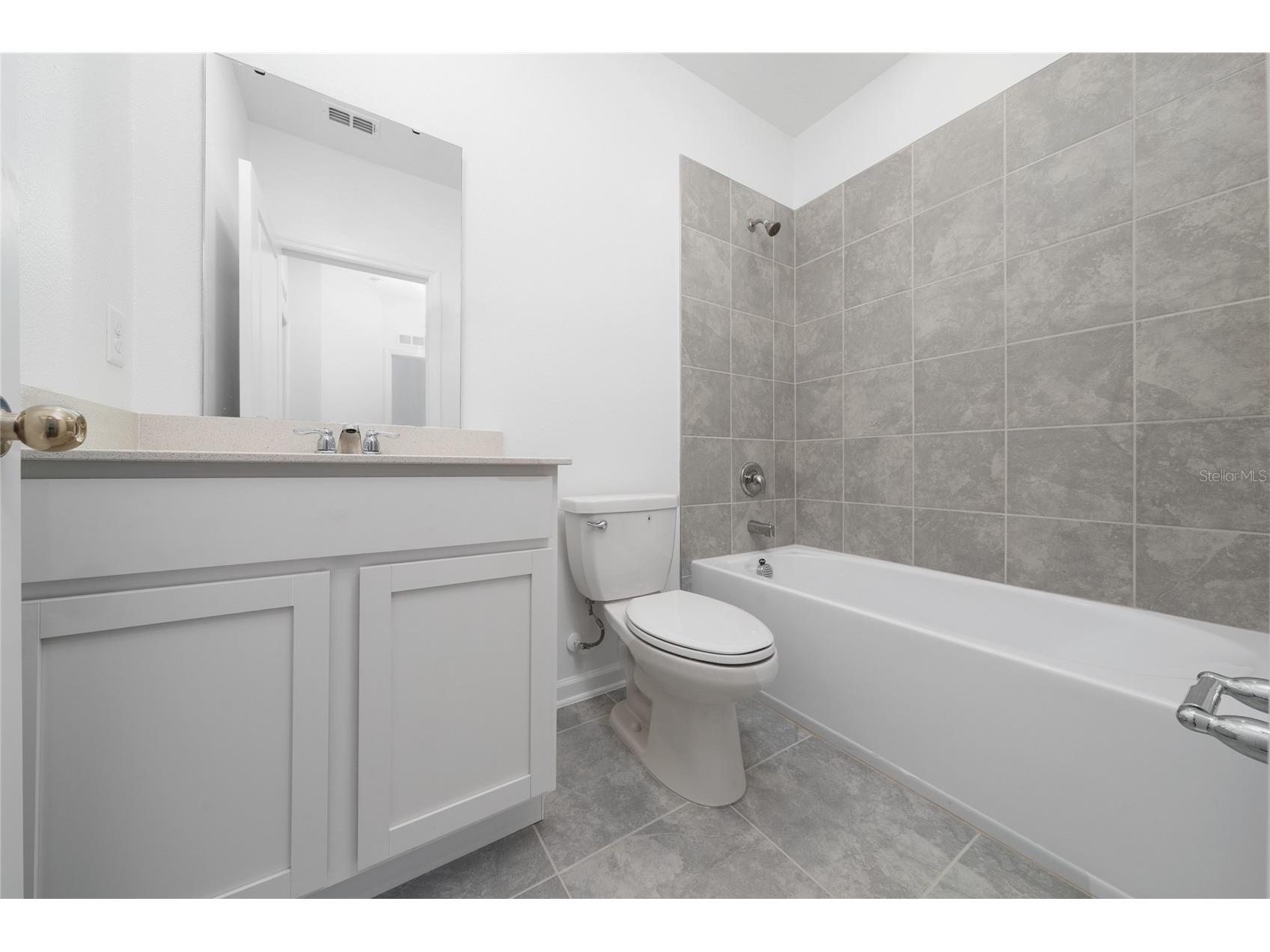 2587 Skyline Loop Kissimmee FL 34758 S5147683 image15