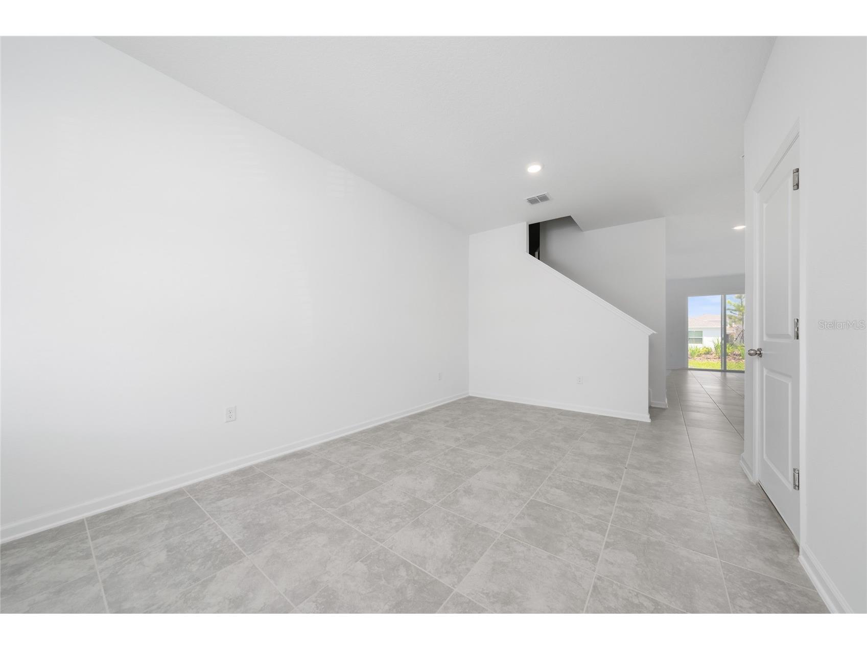 2587 Skyline Loop Kissimmee FL 34758 S5147683 image5