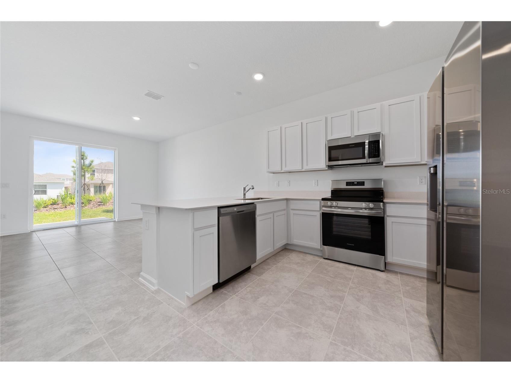 2587 Skyline Loop Kissimmee FL 34758 S5147683 image8