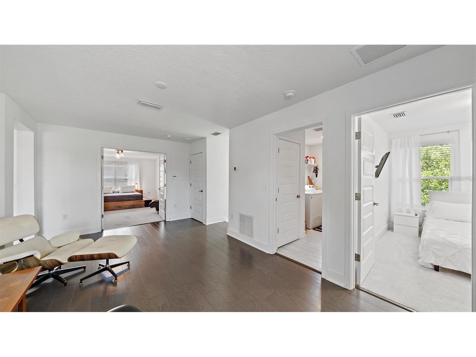 2587 Temple Street Sarasota FL 34239 A4692540 image15