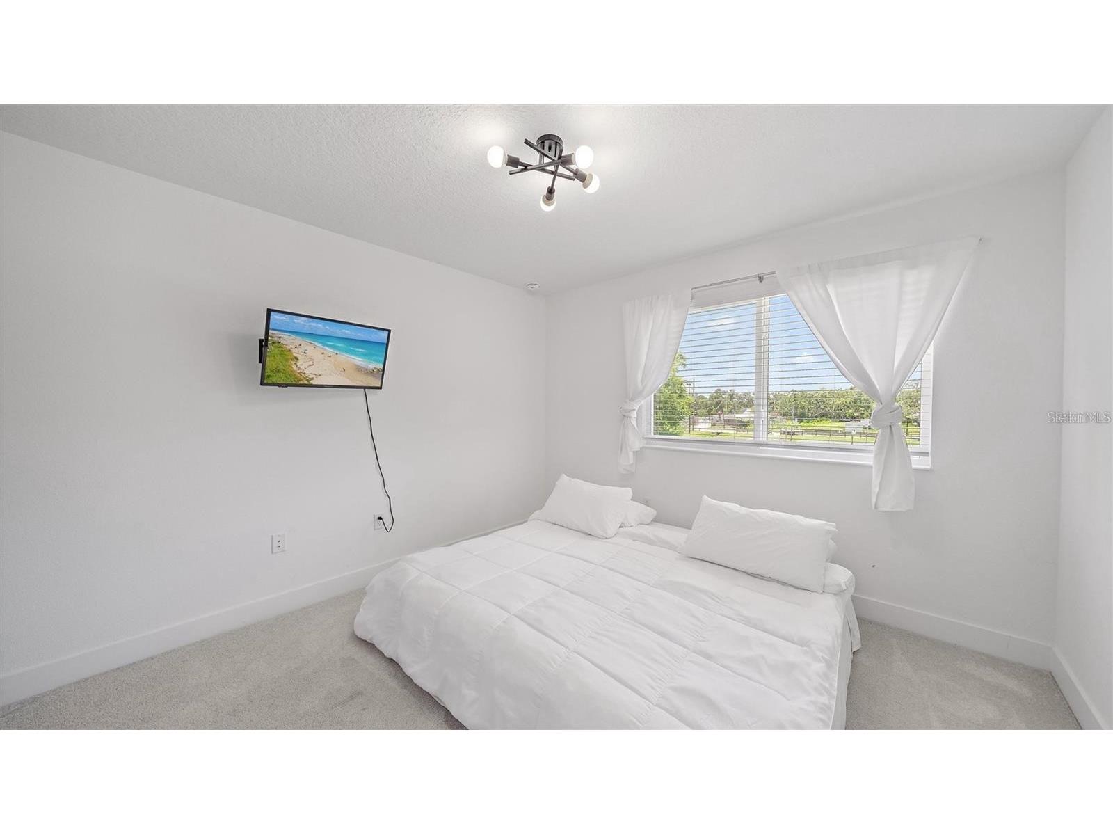 2587 Temple Street Sarasota FL 34239 A4692540 image17