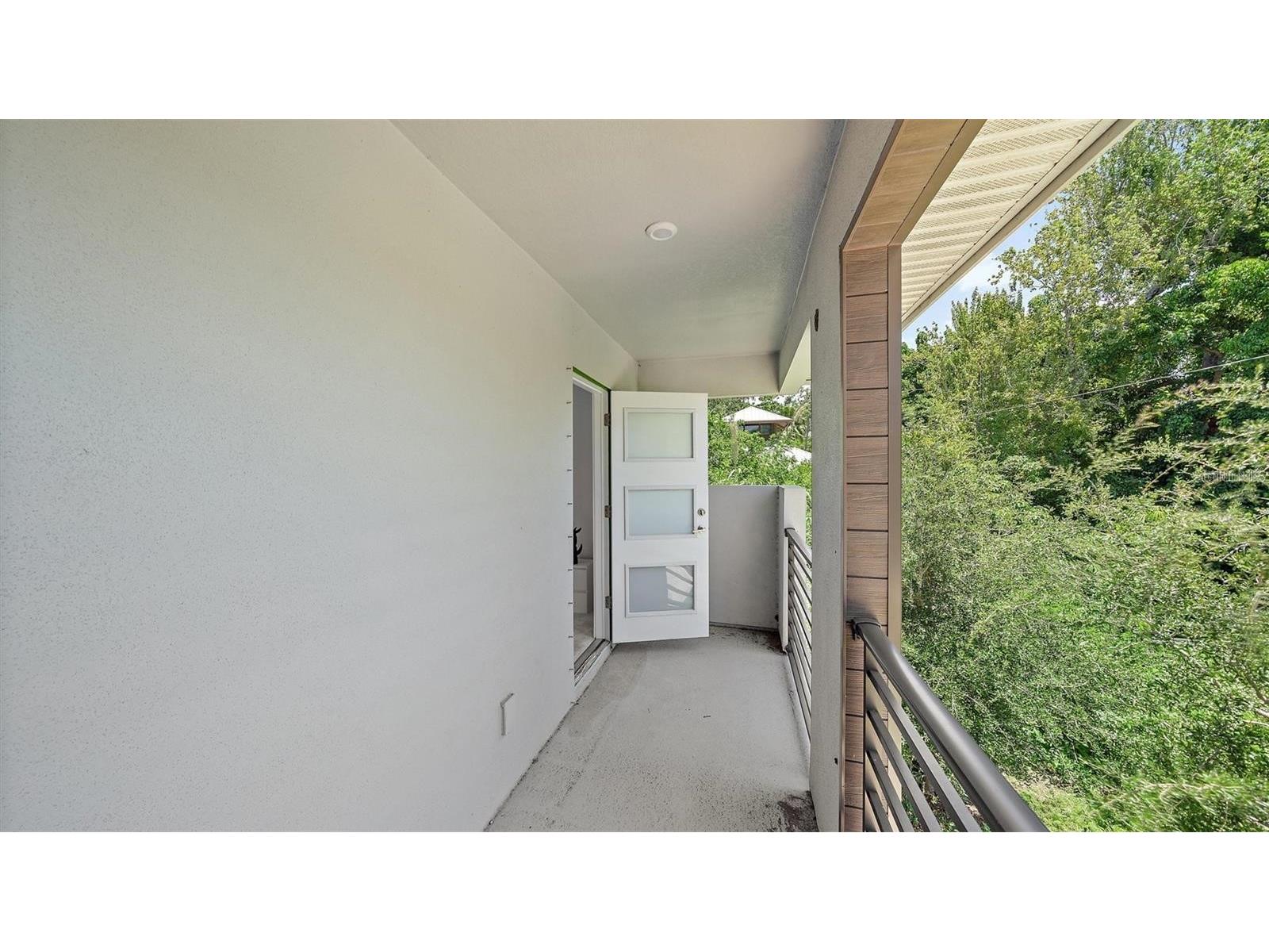 2587 Temple Street Sarasota FL 34239 A4692540 image22