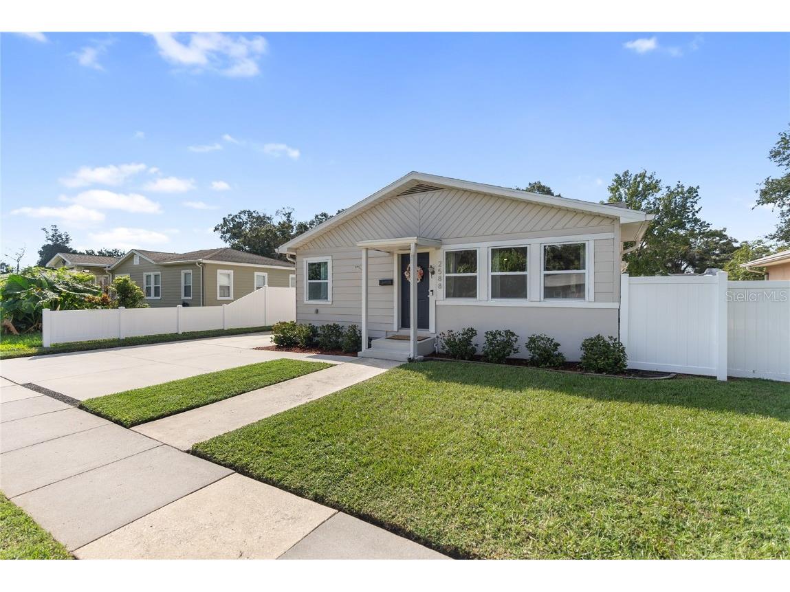 2588 17th Avenue N Saint Petersburg FL 33713 A4623223 image1