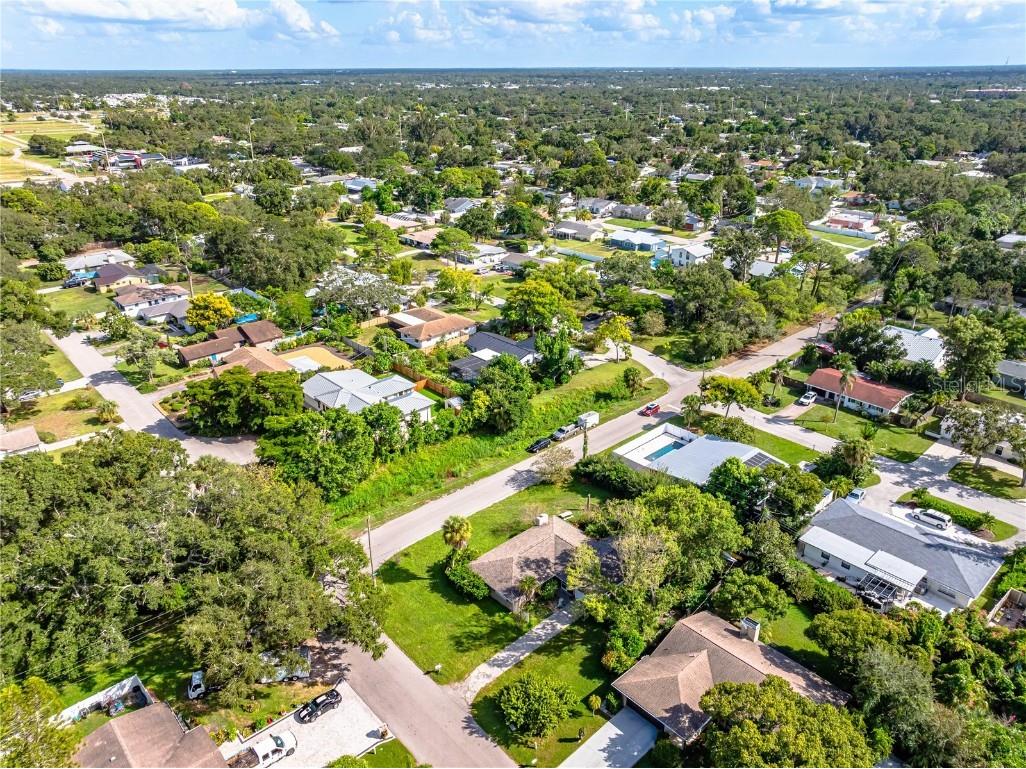 2588 Colorado Street Sarasota FL 34237 A4668318 image30