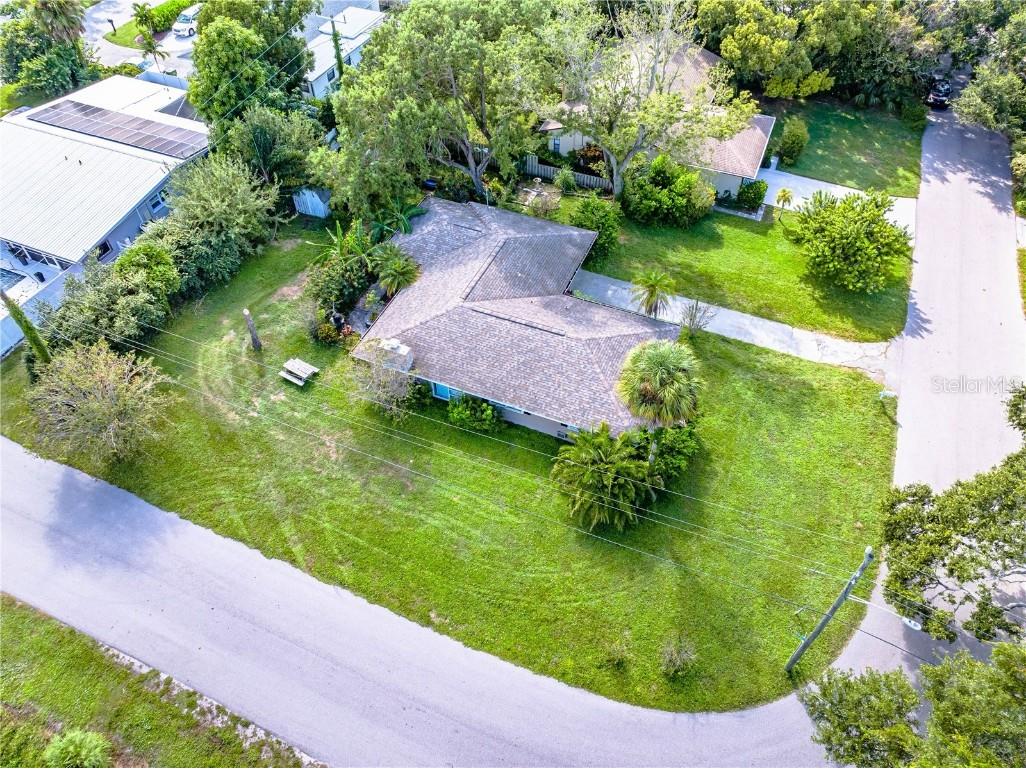 2588 Colorado Street Sarasota FL 34237 A4668318 image7