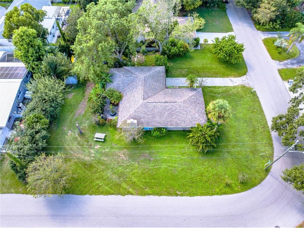 2588 Colorado Street Sarasota FL 34237 A4668318 image8