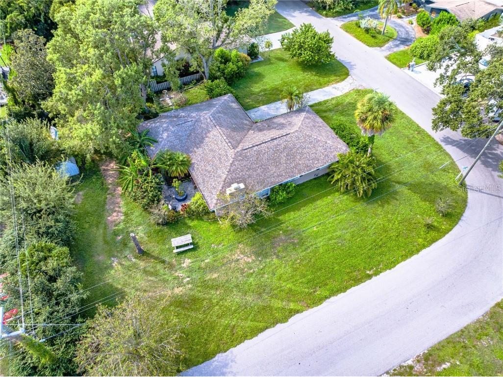 2588 Colorado Street Sarasota FL 34237 A4668318 image9