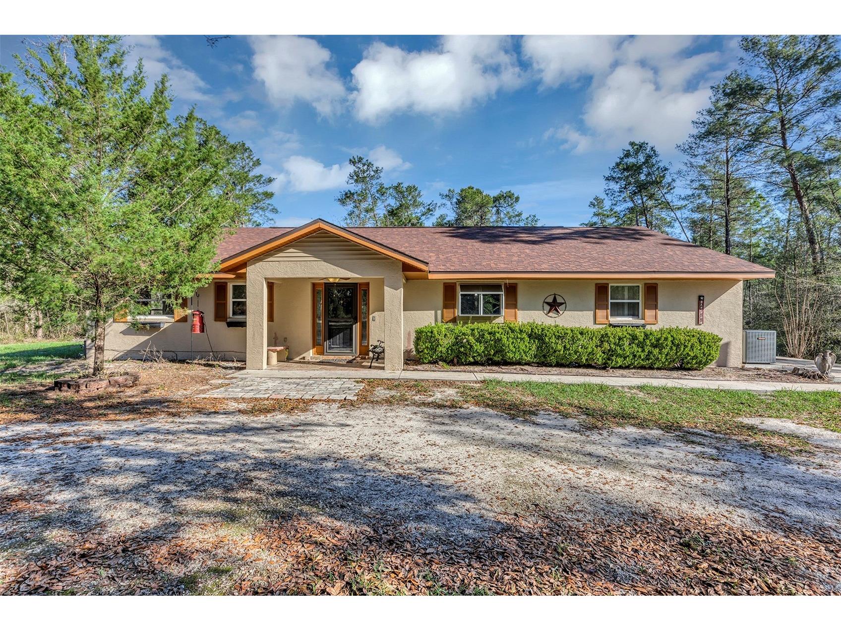 2588 County Road 245c Oxford FL 34484 G5109522 image1