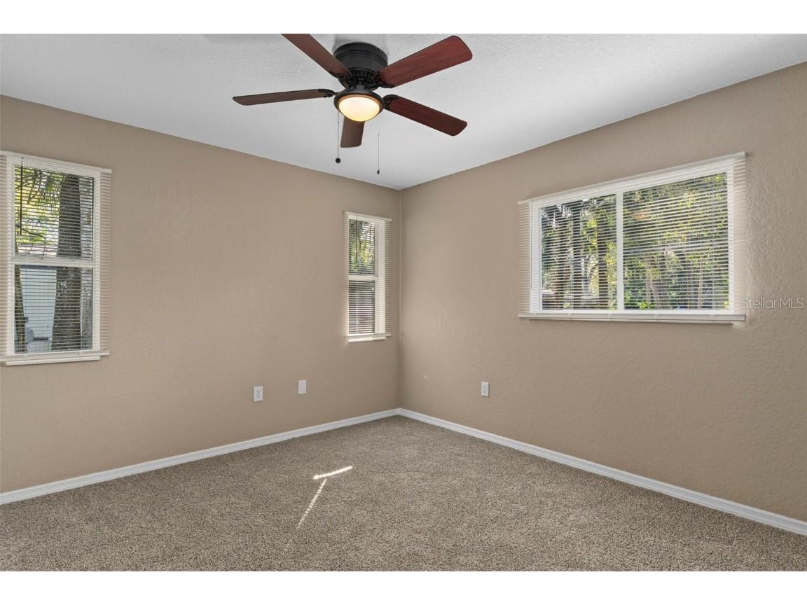 2588 Cr 426e Lake Panasoffkee FL 33538 G5104144 image18