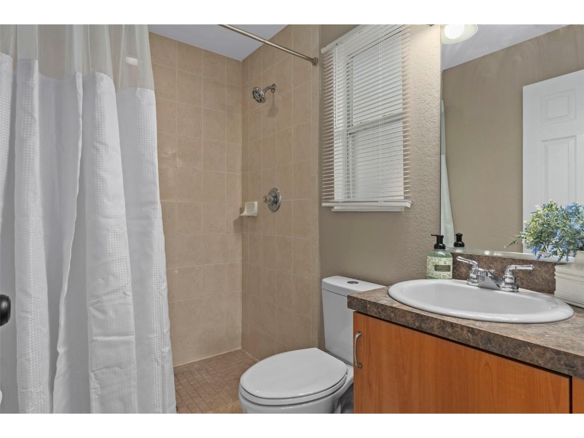 2588 Cr 426e Lake Panasoffkee FL 33538 G5104144 image21