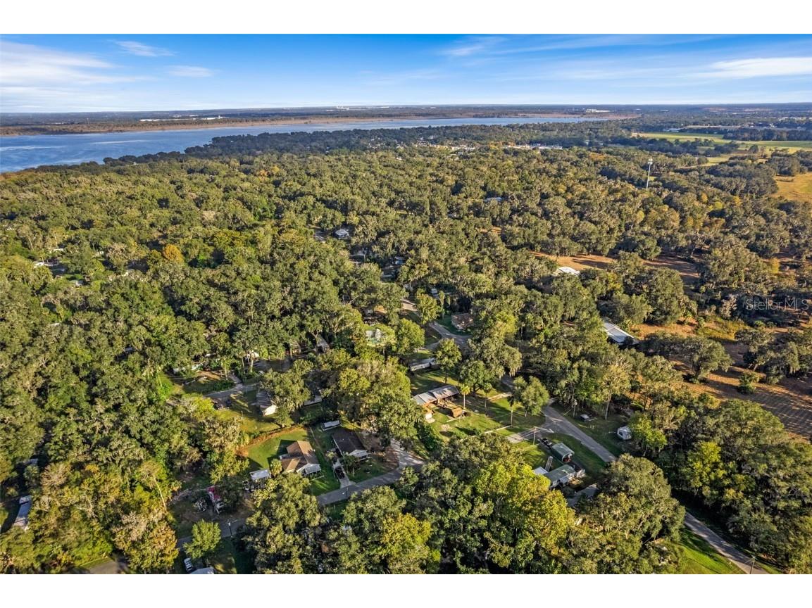 2588 Cr 426e Lake Panasoffkee FL 33538 G5104144 image36