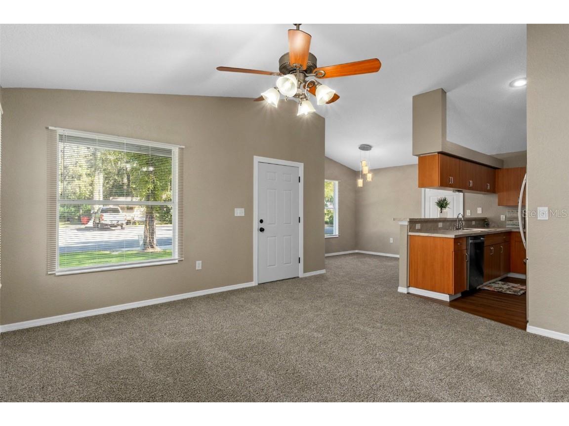 2588 Cr 426e Lake Panasoffkee FL 33538 G5104144 image8