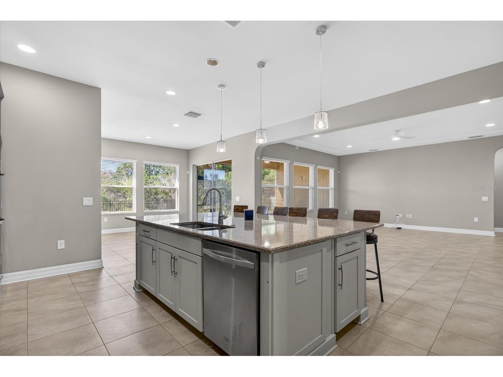 2589 Gwynhurst Boulevard Wesley Chapel FL 33543 TB8460366 image17