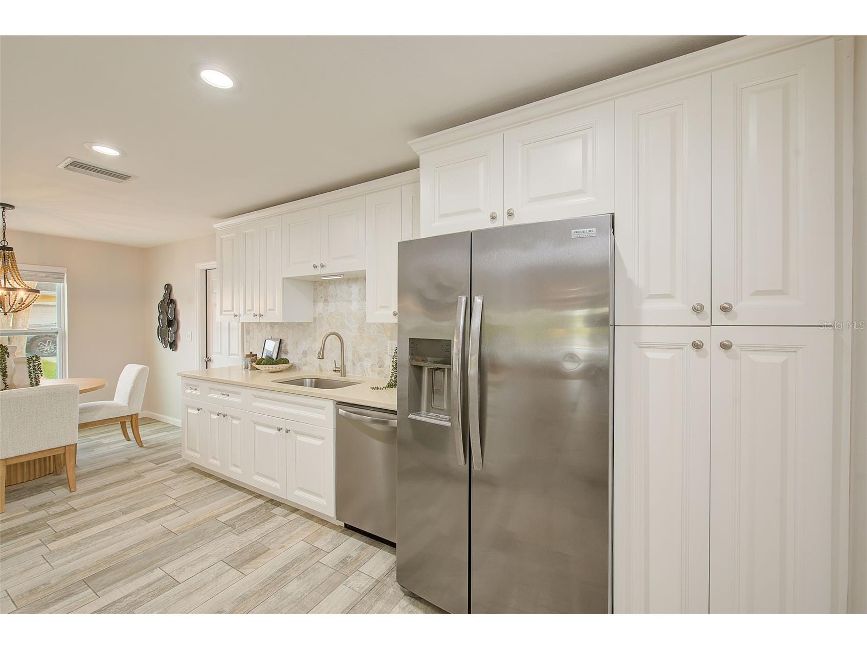 2589 Sunny Breeze Avenue Largo FL 33770 TB8466842 image10