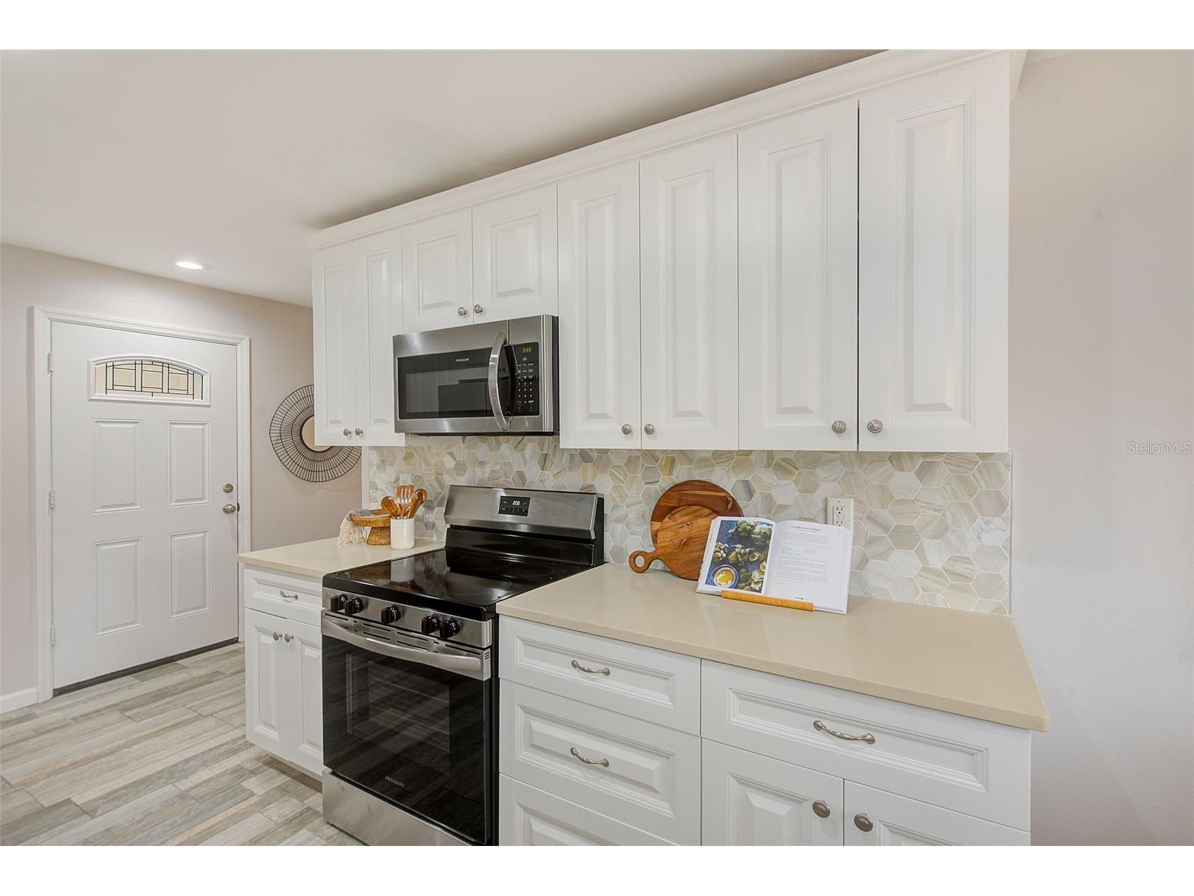 2589 Sunny Breeze Avenue Largo FL 33770 TB8466842 image13